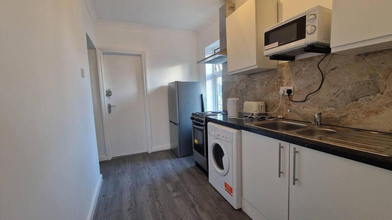 Starlet Apartment