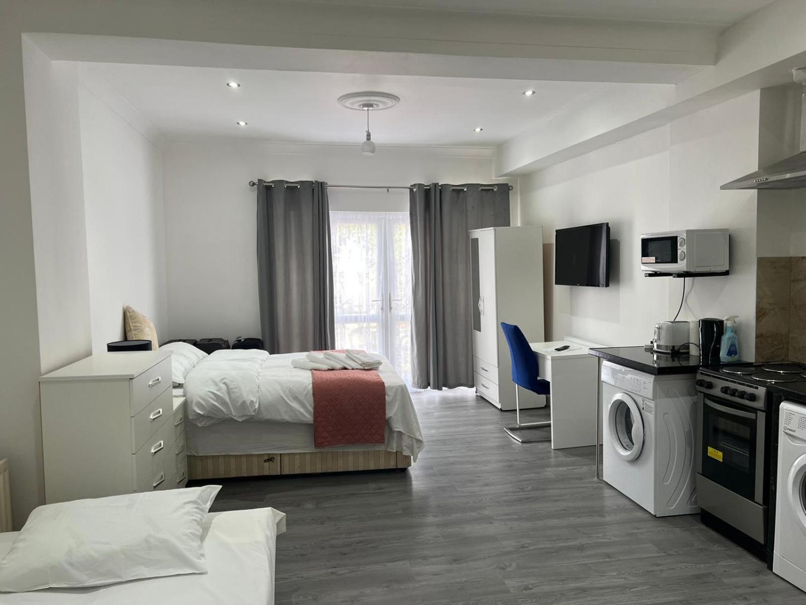 Starlet Apartment *