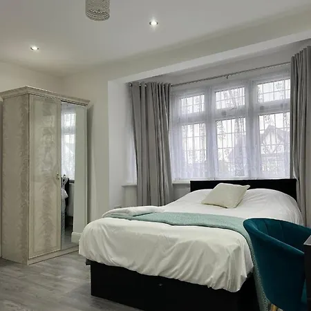 Starlet Property Wanstead Exterior foto
