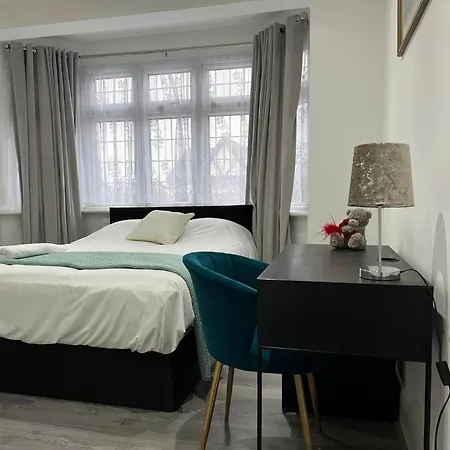 Starlet Property Wanstead Exterior foto