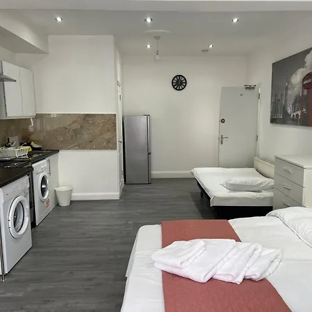 Starlet Property Wanstead Exterior foto